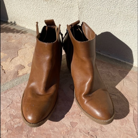 Dolce Vita for Target Jameson Booties 9 - Picture 8 of 11